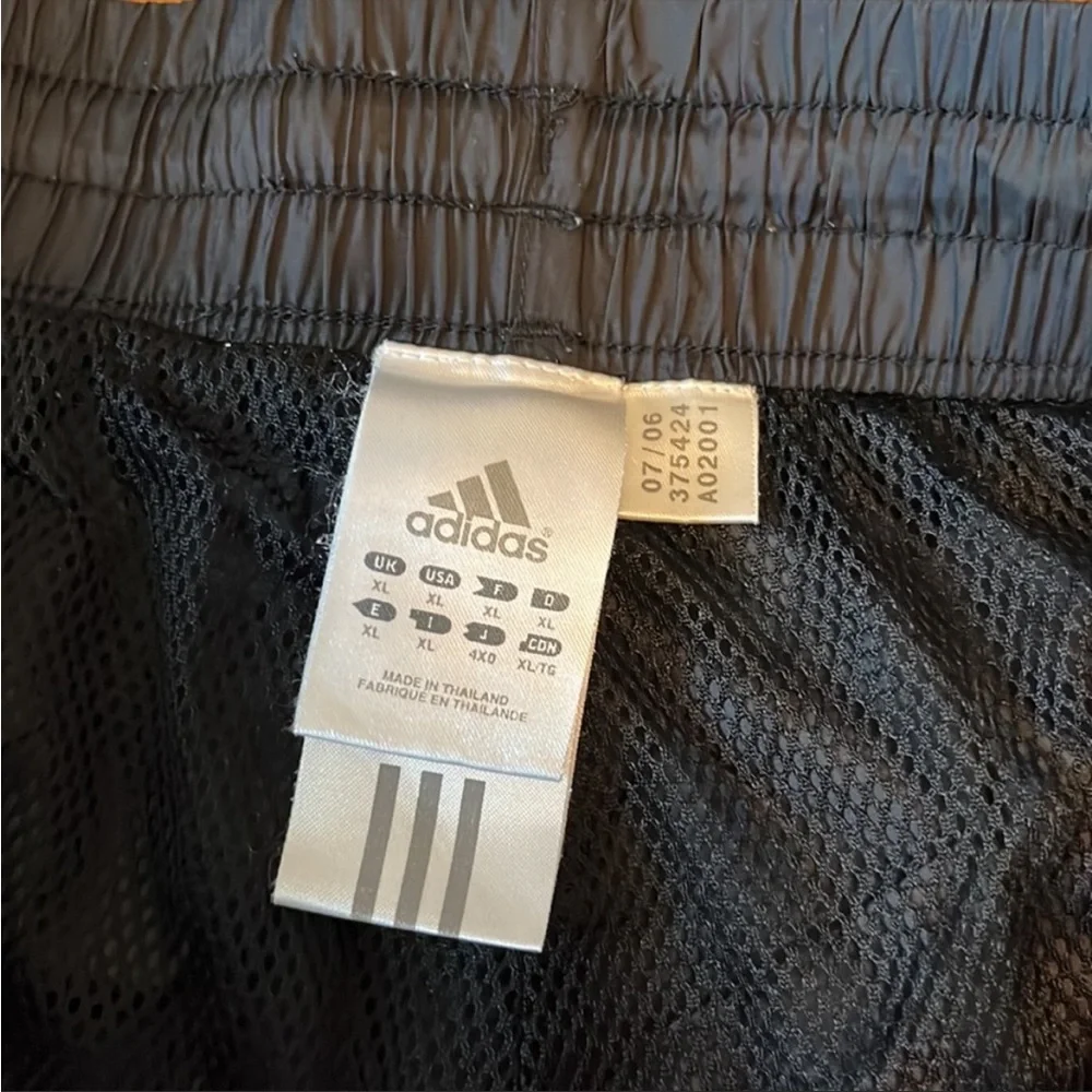 Adidas Mens XL Windbreaker 3 Stripe Black Track Pants with Pockets